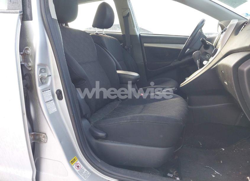 Photo 5 of 2009 Pontiac Vibe (VIN 5Y2SM67069Z453831)