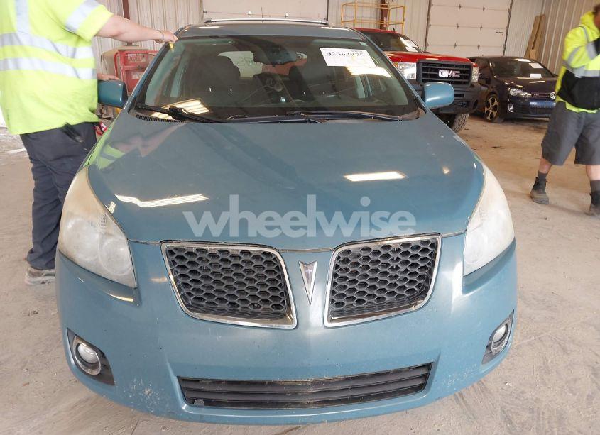 Photo 6 of 2009 Pontiac Vibe (VIN 5Y2SM670X9Z441097)