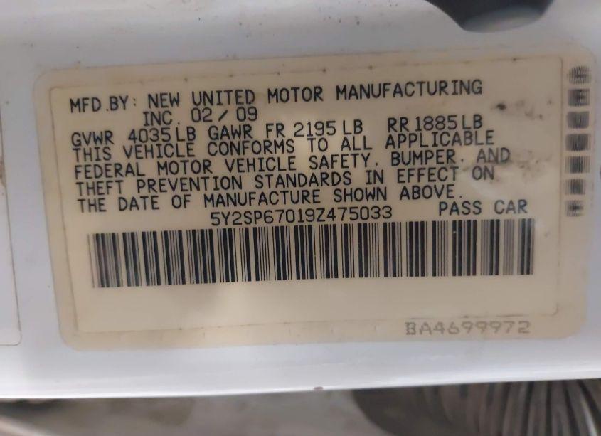 Photo 9 of 2009 Pontiac Vibe (VIN 5Y2SP67019Z475033)