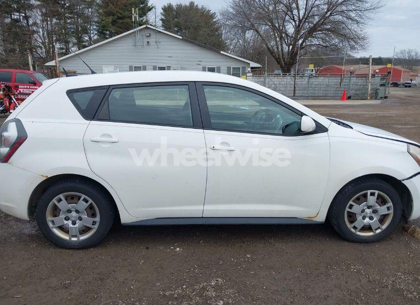 Photo 13 of 2009 Pontiac Vibe (VIN 5Y2SP67029Z439710)