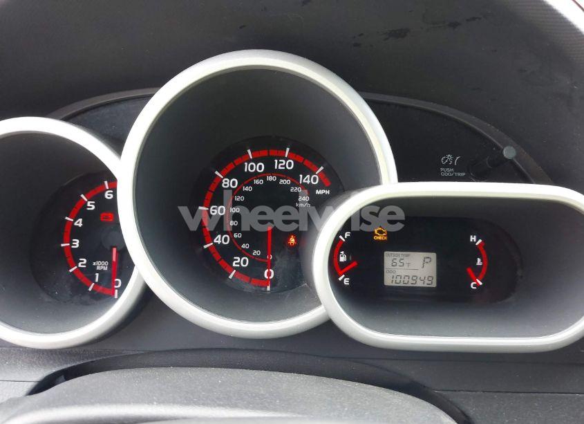 Photo 7 of 2009 Pontiac Vibe (VIN 5Y2SP67039Z400074)