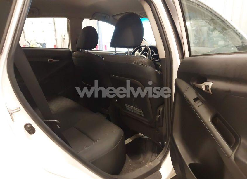 Photo 8 of 2009 Pontiac Vibe (VIN 5Y2SP67039Z434371)