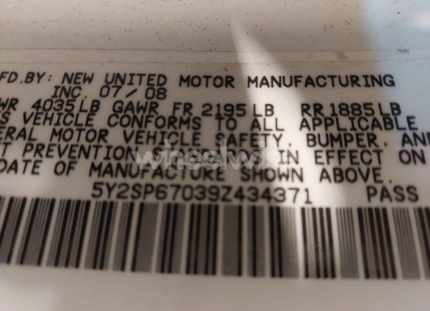 Photo 9 of 2009 Pontiac Vibe (VIN 5Y2SP67039Z434371)