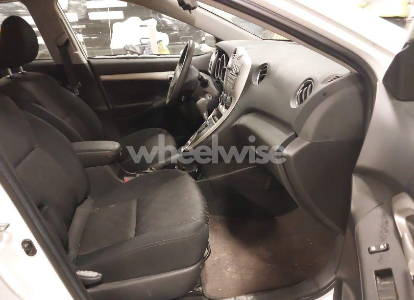 Photo 5 of 2009 Pontiac Vibe (VIN 5Y2SP67039Z457116)