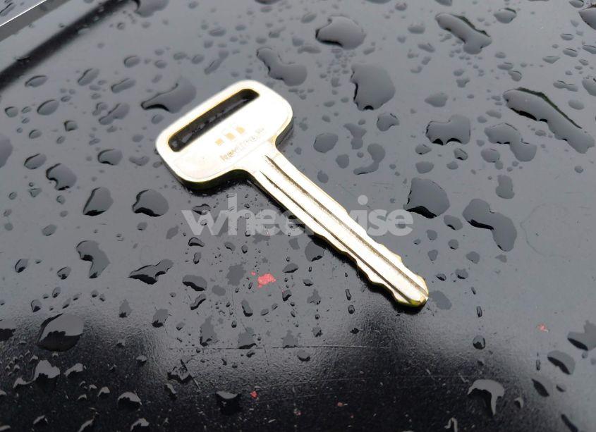 Photo 11 of 2009 Pontiac Vibe (VIN 5Y2SP67049Z400472)