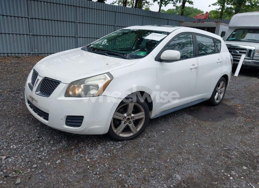 Photo 2 of 2009 Pontiac Vibe (VIN 5Y2SP67059Z468389)