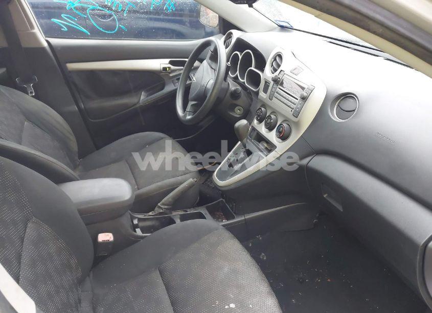 Photo 5 of 2009 Pontiac Vibe (VIN 5Y2SP67069Z412302)