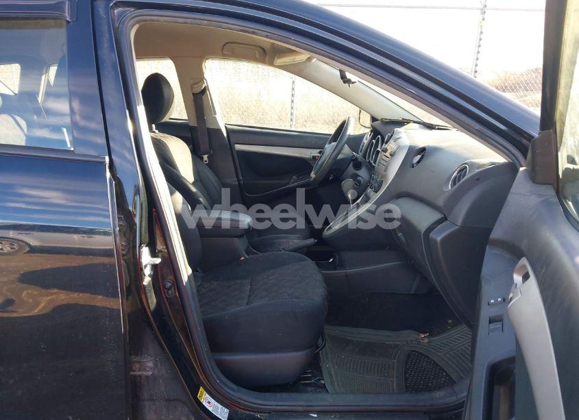 Photo 5 of 2009 Pontiac Vibe (VIN 5Y2SP67069Z417287)