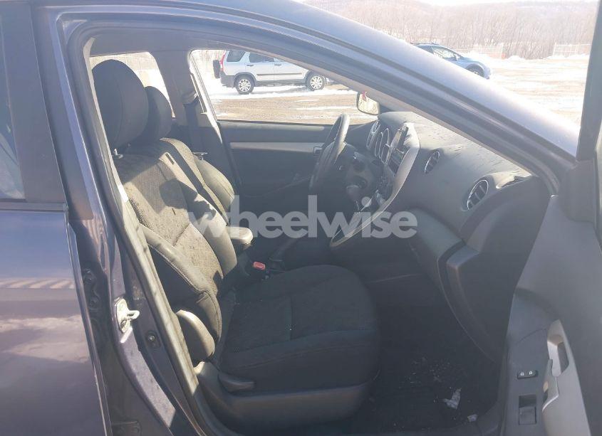 Photo 5 of 2009 Pontiac Vibe (VIN 5Y2SP67069Z439418)