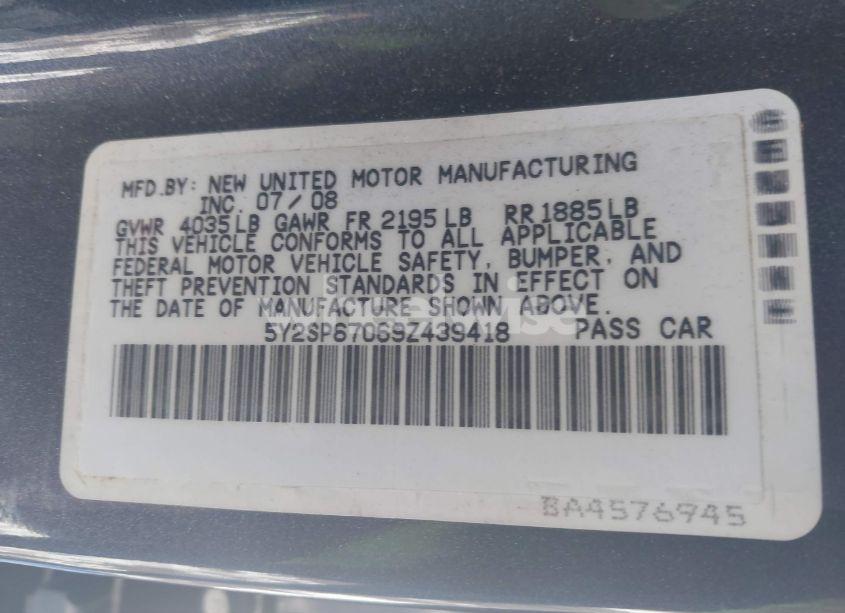 Photo 9 of 2009 Pontiac Vibe (VIN 5Y2SP67069Z439418)