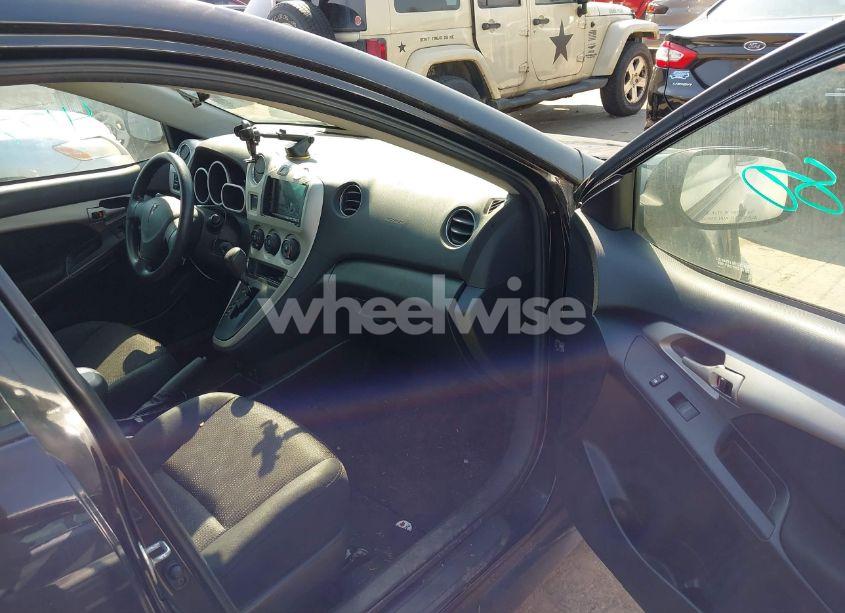 Photo 5 of 2009 Pontiac Vibe (VIN 5Y2SP67069Z471060)