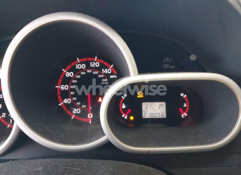 Photo 7 of 2009 Pontiac Vibe (VIN 5Y2SP67079Z429304)