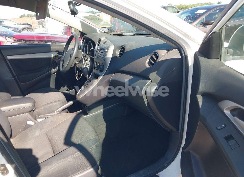 Photo 5 of 2009 Pontiac Vibe (VIN 5Y2SP67089Z436455)