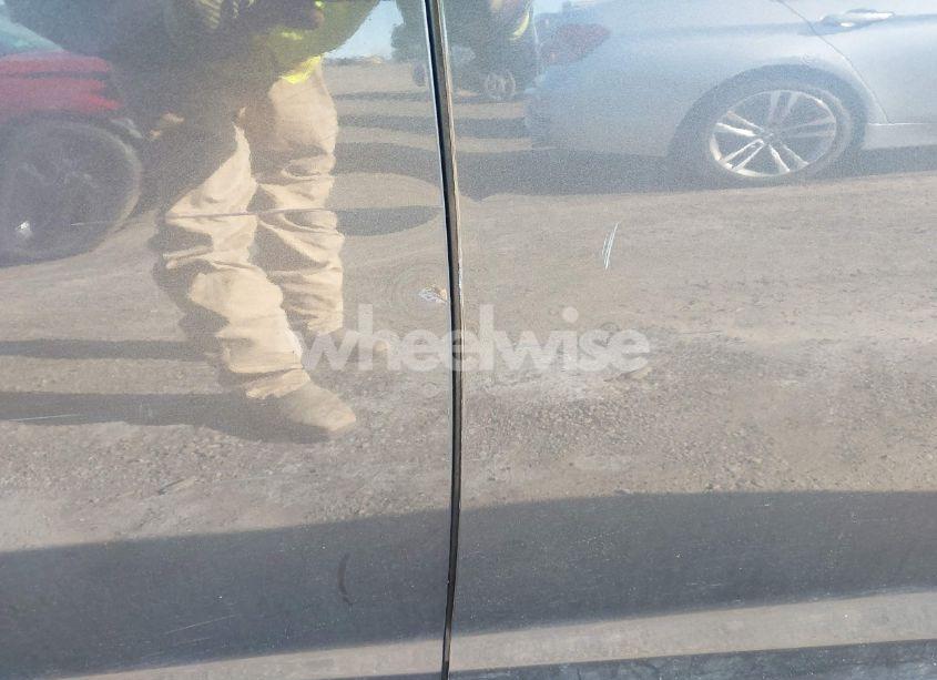 Photo 12 of 2009 Pontiac Vibe (VIN 5Y2SP67099Z402069)