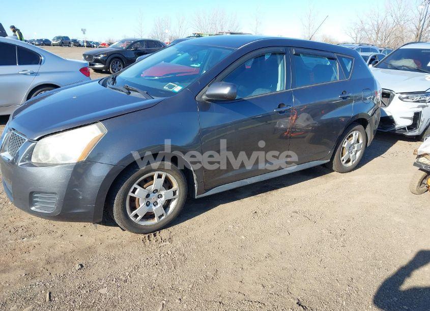 Photo 2 of 2009 Pontiac Vibe (VIN 5Y2SP67099Z402069)
