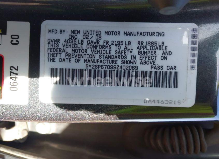 Photo 9 of 2009 Pontiac Vibe (VIN 5Y2SP67099Z402069)