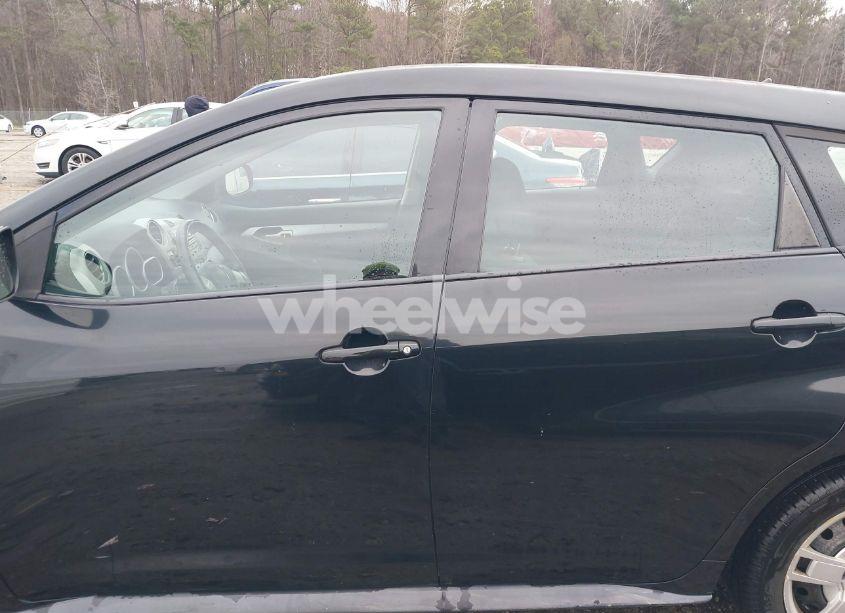 Photo 14 of 2009 Pontiac Vibe (VIN 5Y2SP67099Z405473)