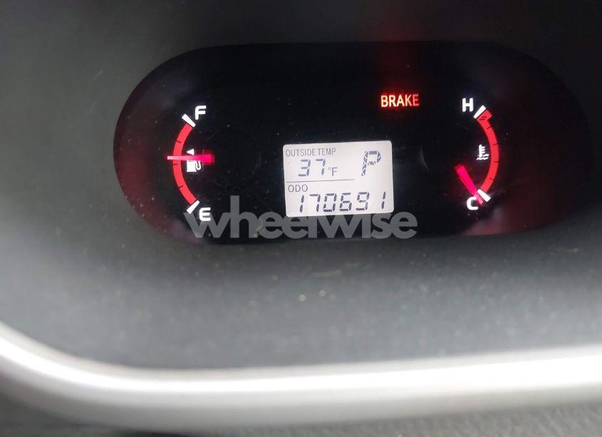 Photo 15 of 2009 Pontiac Vibe (VIN 5Y2SP67099Z405473)