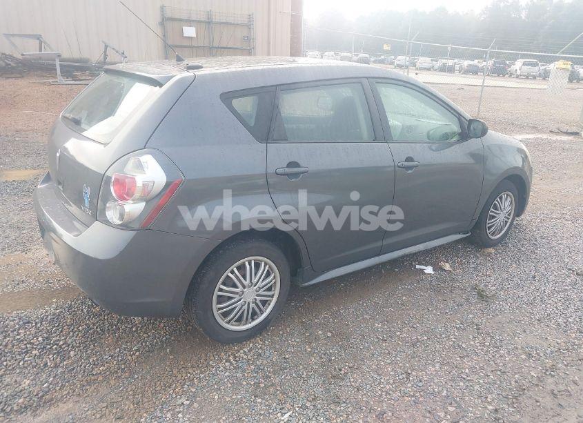 Photo 4 of 2009 Pontiac Vibe (VIN 5Y2SP67099Z415730)