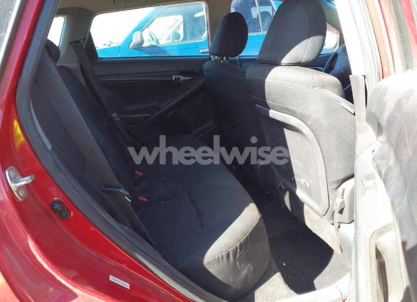 Photo 8 of 2009 Pontiac Vibe (VIN 5Y2SP67099Z445018)