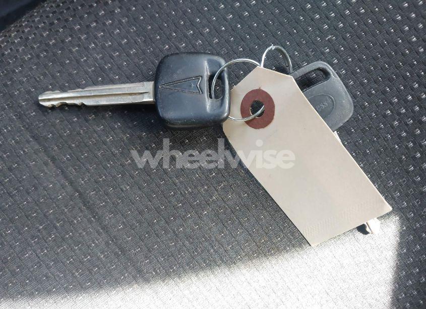 Photo 11 of 2009 Pontiac Vibe (VIN 5Y2SP67809Z404833)