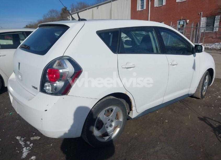 Photo 4 of 2009 Pontiac Vibe (VIN 5Y2SP67809Z404833)