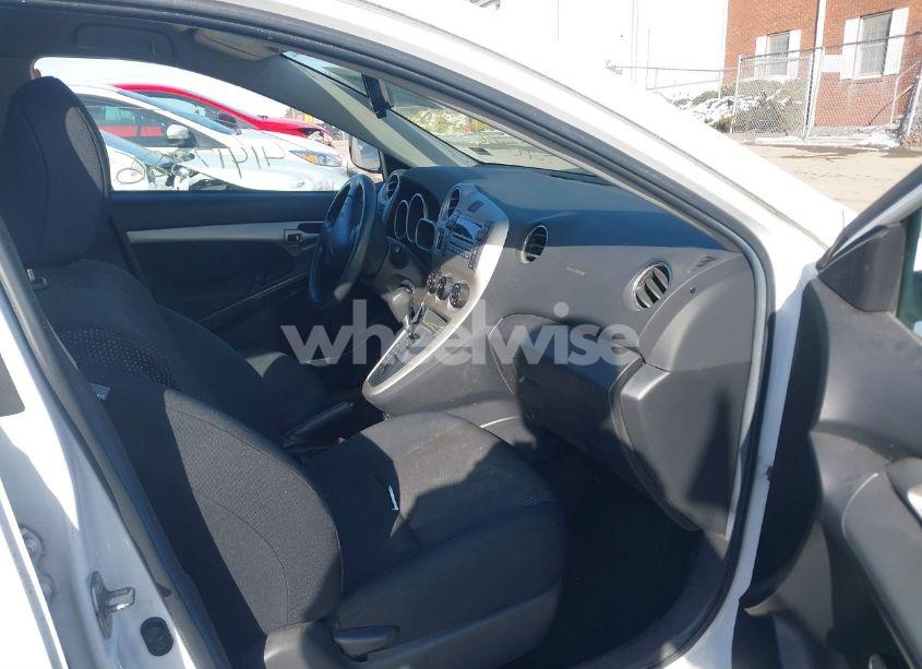 Photo 5 of 2009 Pontiac Vibe (VIN 5Y2SP67809Z404833)