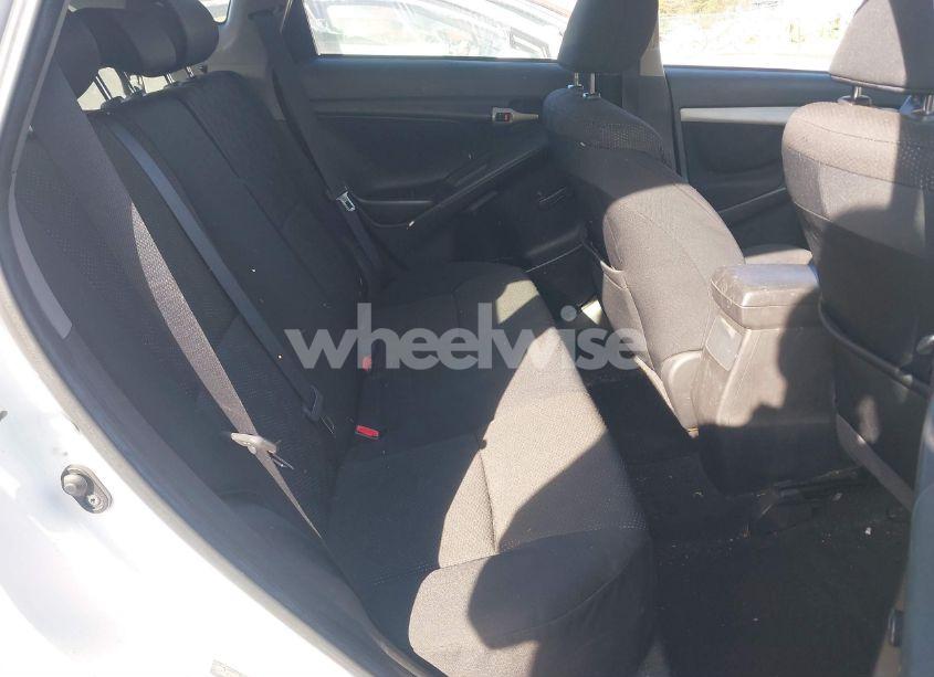 Photo 8 of 2009 Pontiac Vibe (VIN 5Y2SP67809Z404833)