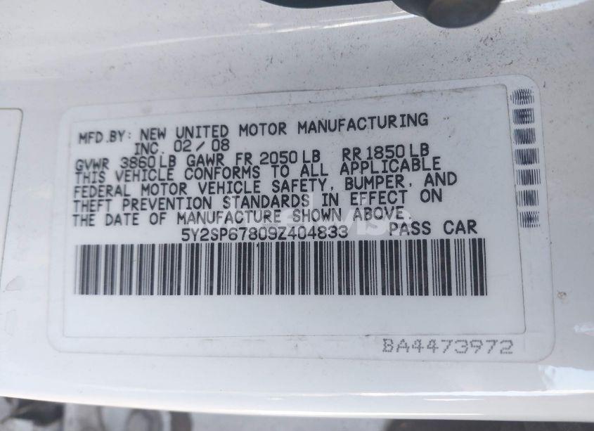 Photo 9 of 2009 Pontiac Vibe (VIN 5Y2SP67809Z404833)