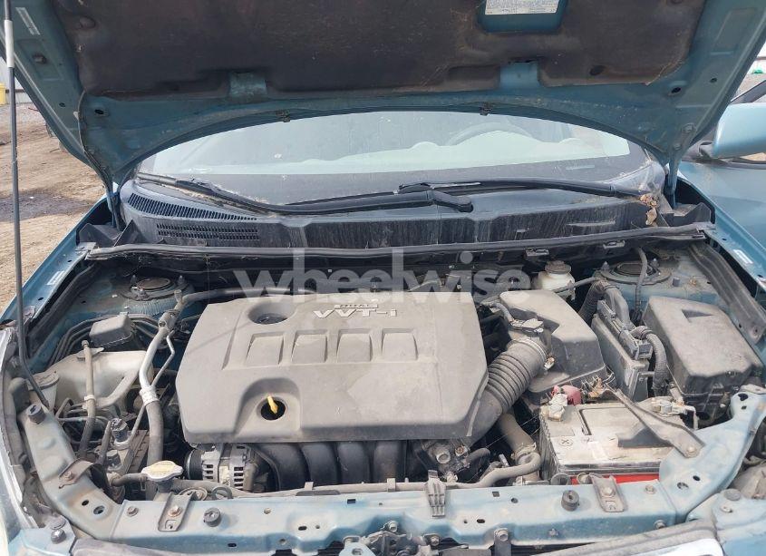 Photo 10 of 2009 Pontiac Vibe (VIN 5Y2SP67819Z407031)