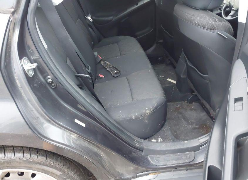 Photo 8 of 2009 Pontiac Vibe (VIN 5Y2SP67819Z458576)