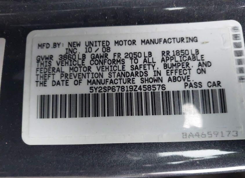 Photo 9 of 2009 Pontiac Vibe (VIN 5Y2SP67819Z458576)