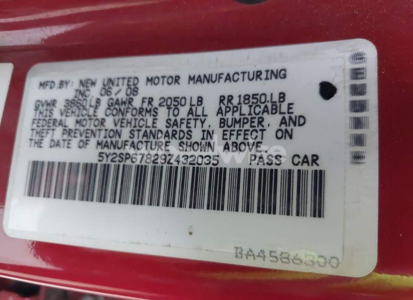 Photo 9 of 2009 Pontiac Vibe (VIN 5Y2SP67829Z432035)