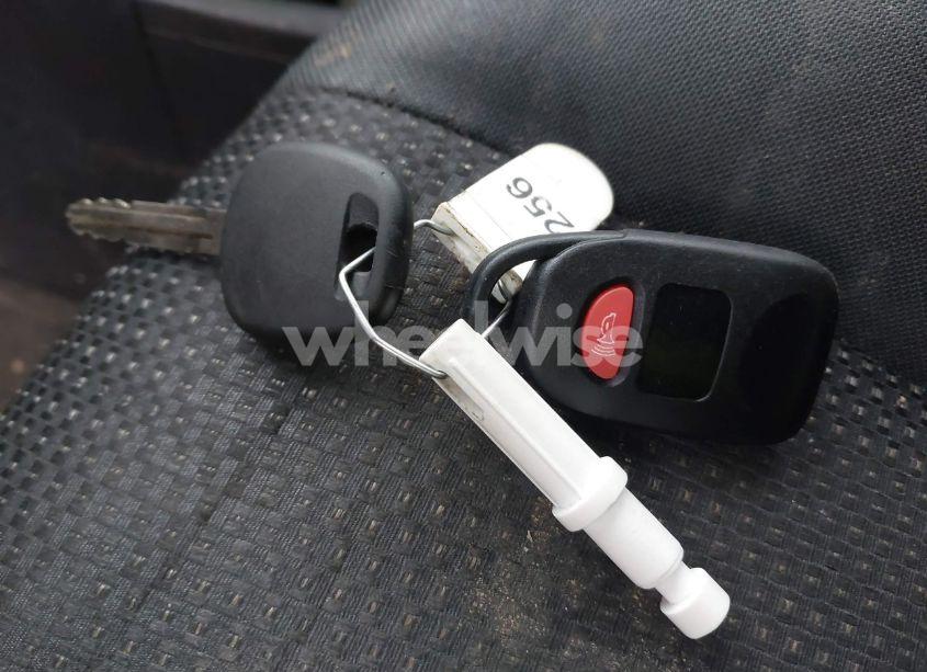 Photo 11 of 2009 Pontiac Vibe (VIN 5Y2SP67829Z440345)