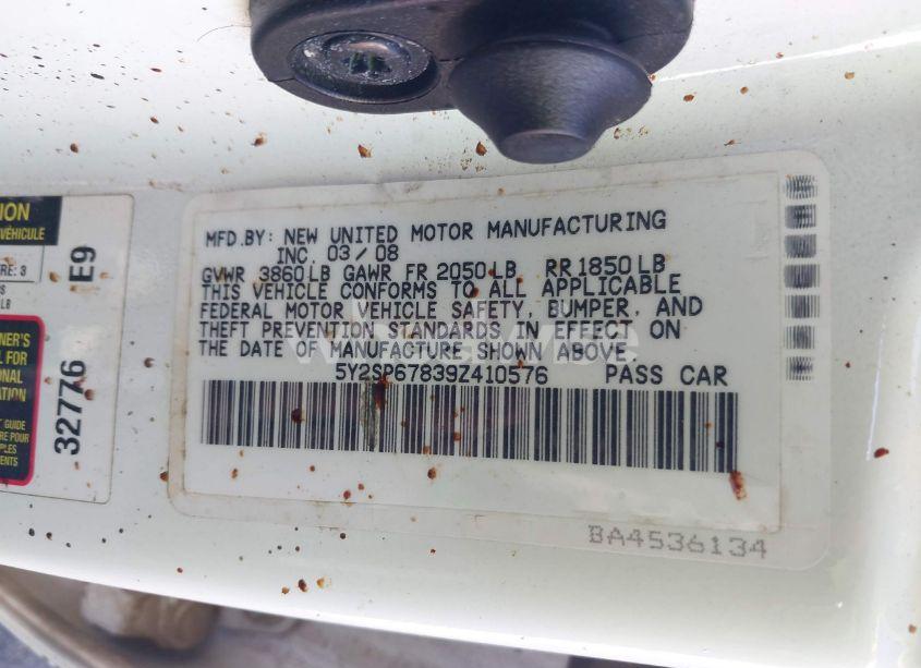 Photo 9 of 2009 Pontiac Vibe (VIN 5Y2SP67839Z410576)