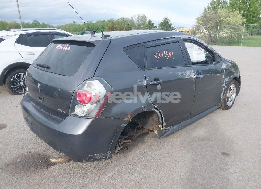 Photo 4 of 2009 Pontiac Vibe (VIN 5Y2SP67899Z449012)