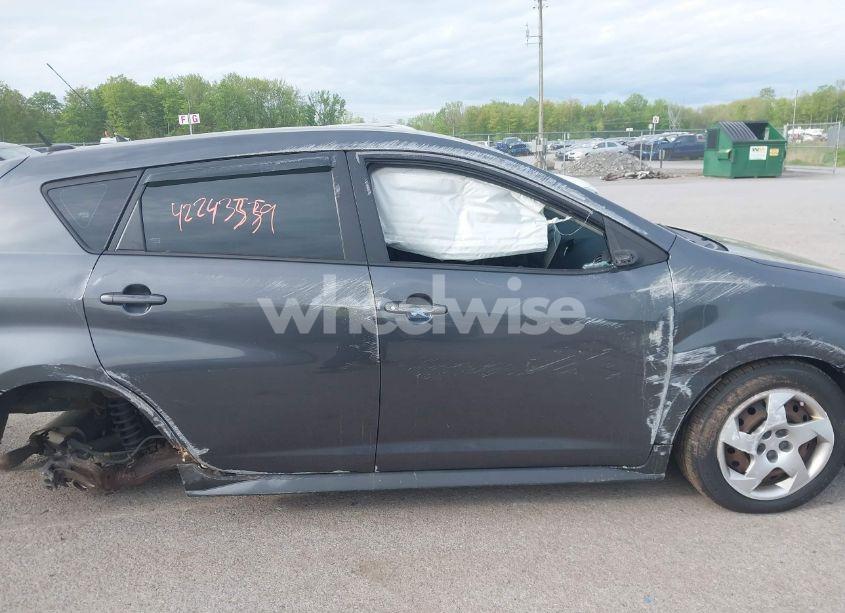Photo 6 of 2009 Pontiac Vibe (VIN 5Y2SP67899Z449012)