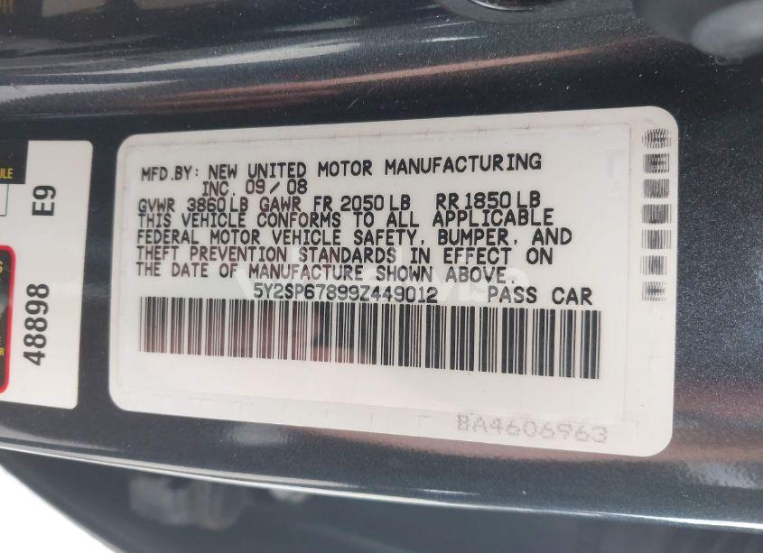 Photo 9 of 2009 Pontiac Vibe (VIN 5Y2SP67899Z449012)