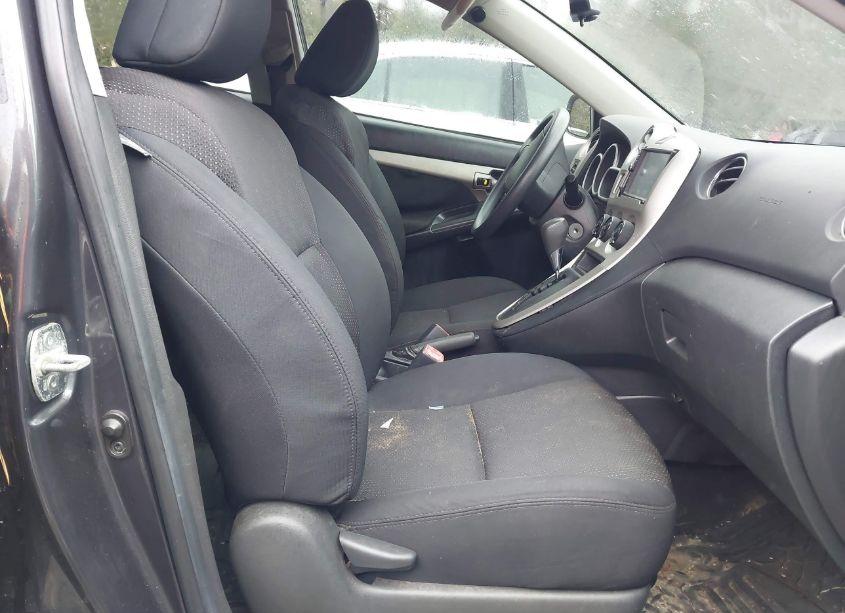 Photo 5 of 2009 Pontiac Vibe (VIN 5Y2SP67899Z459085)