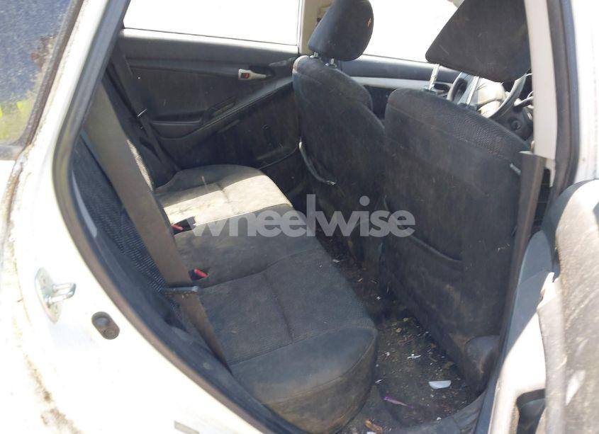 Photo 8 of 2009 Pontiac Vibe (VIN 5Y2SP67899Z470474)