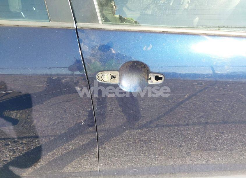 Photo 13 of 2009 Pontiac Vibe (VIN 5Y2SP67899Z472435)