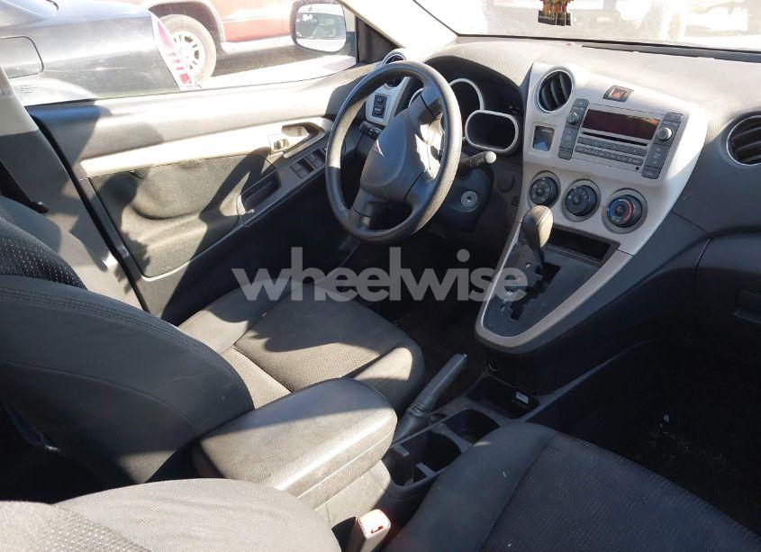 Photo 5 of 2009 Pontiac Vibe (VIN 5Y2SP67899Z472435)