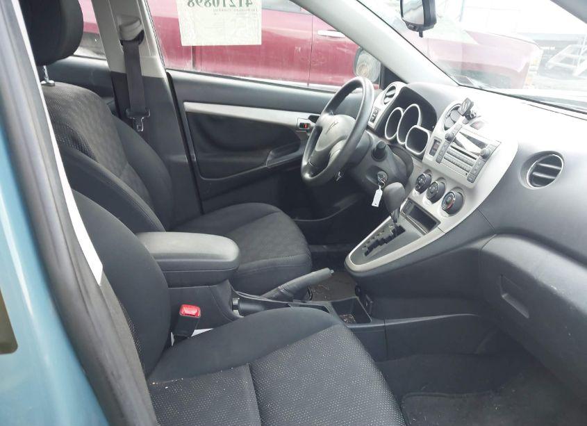 Photo 5 of 2009 Pontiac Vibe (VIN 5Y2SP678X9Z455725)