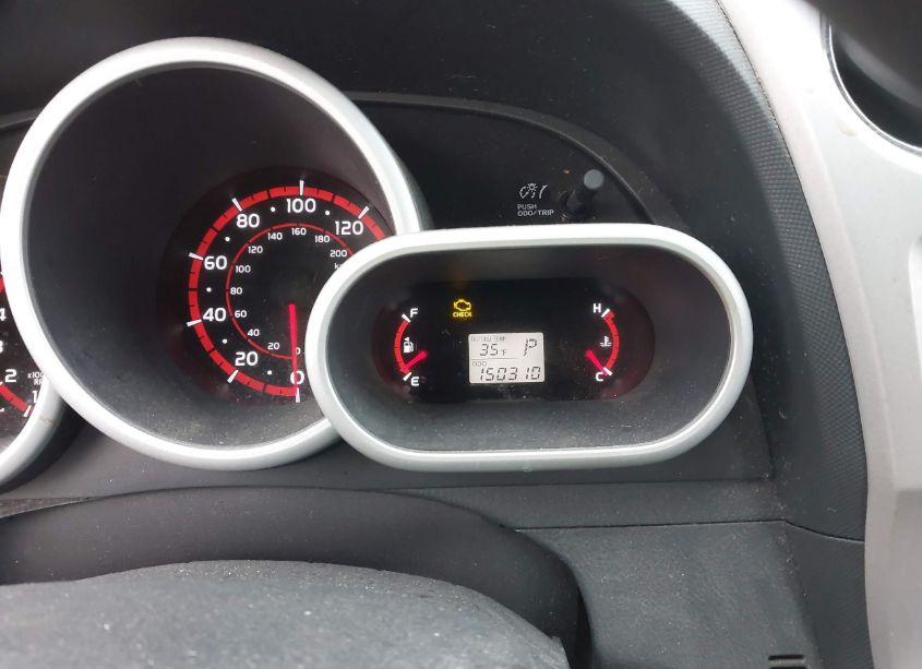 Photo 7 of 2009 Pontiac Vibe (VIN 5Y2SP678X9Z455725)