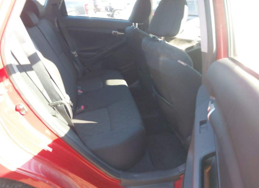 Photo 8 of 2009 Pontiac Vibe (VIN 5Y2SP678X9Z456731)