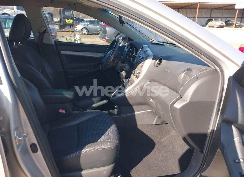 Photo 5 of 2009 Pontiac Vibe GT (VIN 5Y2SR67009Z465670)