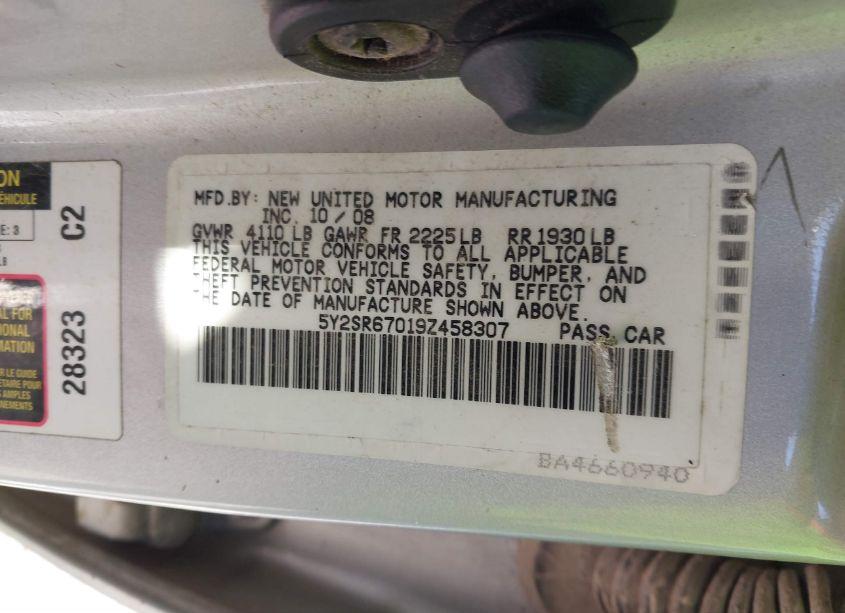 Photo 9 of 2009 Pontiac Vibe GT (VIN 5Y2SR67019Z458307)