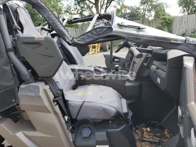 Photo 10 of 2024 YAMAHA YXE1000 (VIN 5Y4AN42Y5RA113991)