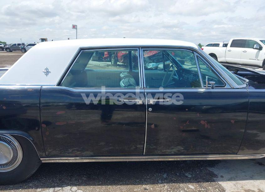 Photo 12 of 1965 Lincoln Continental (VIN 5Y82N437021)