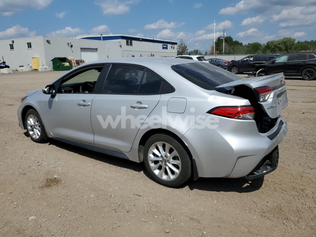 Photo 2 of 2022 TOYOTA COROLLA SE (VIN 5YFB4MBE7NP126608)